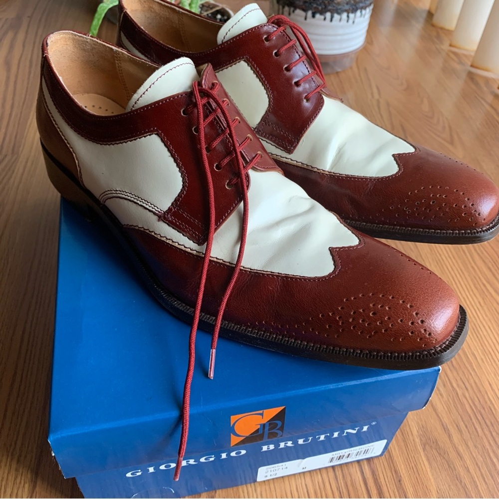 Size 9 1/2 Giorgio Brutini 210714 Mid Brown-bone Leather Brogues